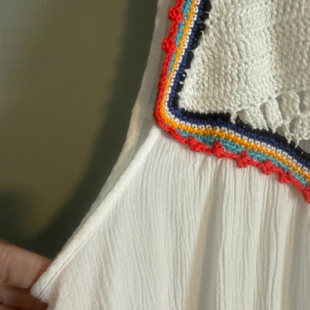 Democracy White Boho Tank Top with Multicolor Crochet Detail size medium - Picture 7 of 12